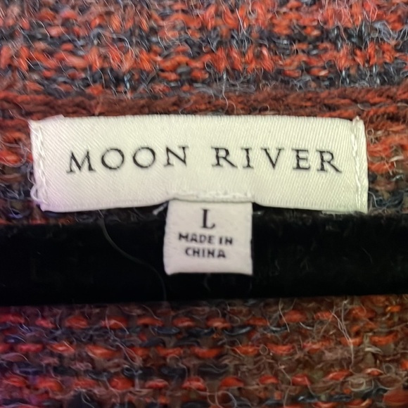 Rust Red/orange and dark blue Moon River sweater Sz L Euc! - Picture 2 of 3